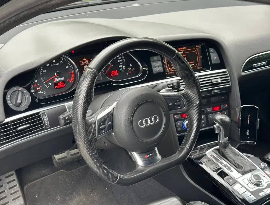 Dikke audi rs6
